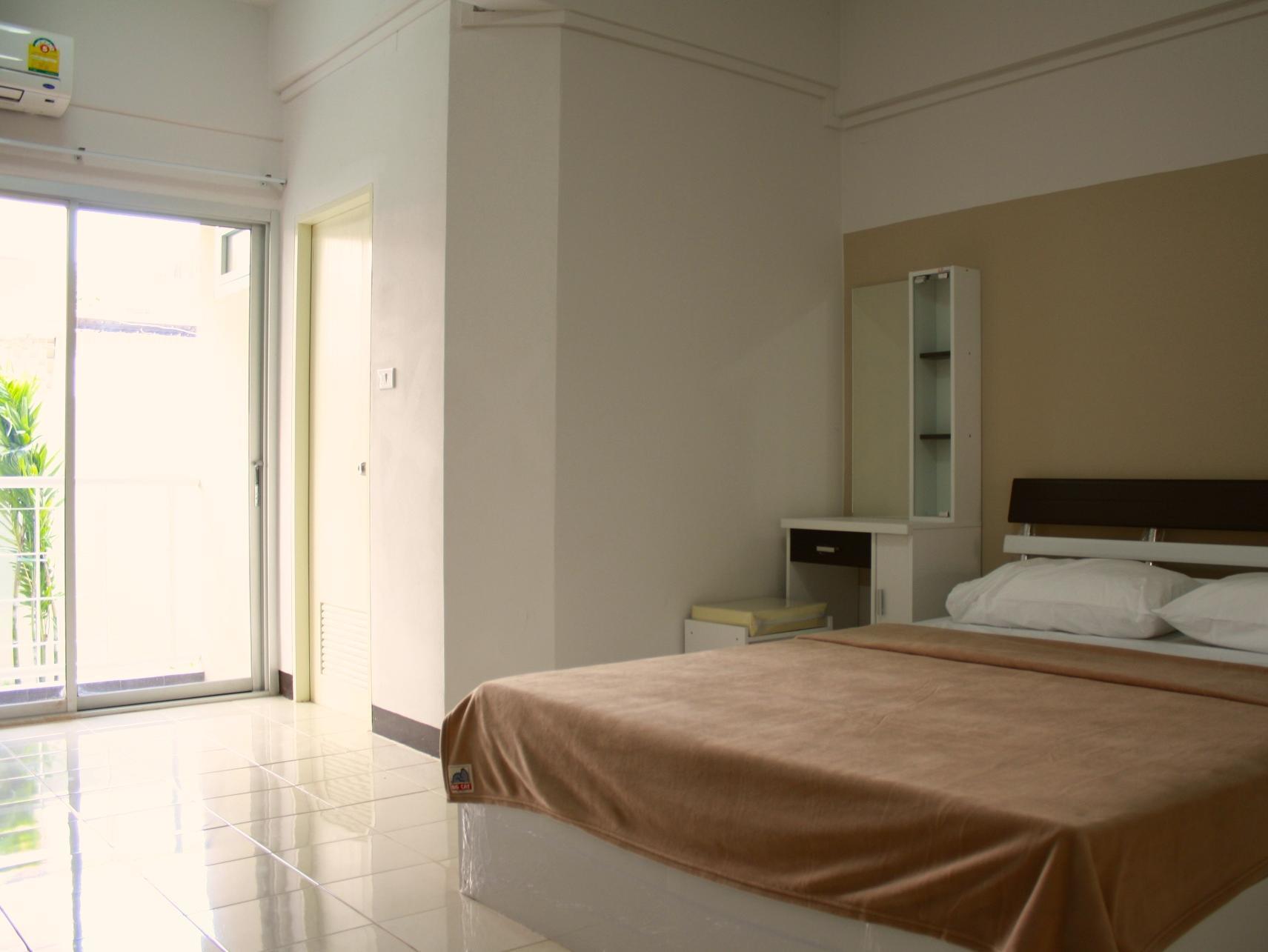 Baanbudsarin Apartment Sing Buri Exteriör bild